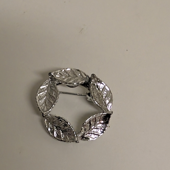 Silver Pin Brooch Lot - Clear Rhinestone Rhinestone Clover - Picture 4 of 5